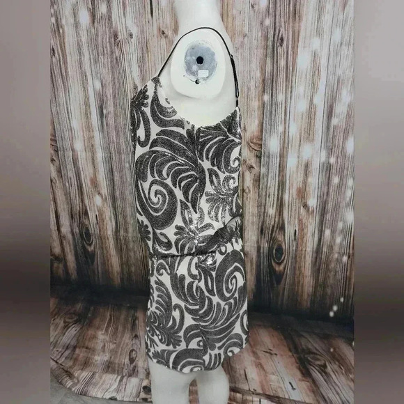 1. State dress - Picture 3 of 6